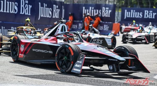 名門ポルシェは自らのチームのほかアンドレッティにモーターなどを供給している