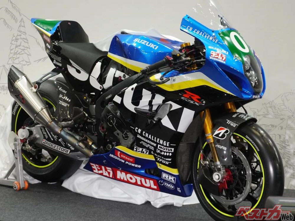 東京MCショー速報】GSX-R1000Rでスズキが8耐参戦発表！サステナブル燃料で実験的クラスにチャレンジ【モーターサイクルショー2024】 -  自動車情報誌「ベストカー」