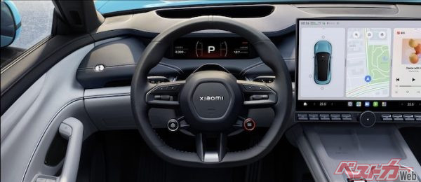 この大画面とインパネの造形は魅力的