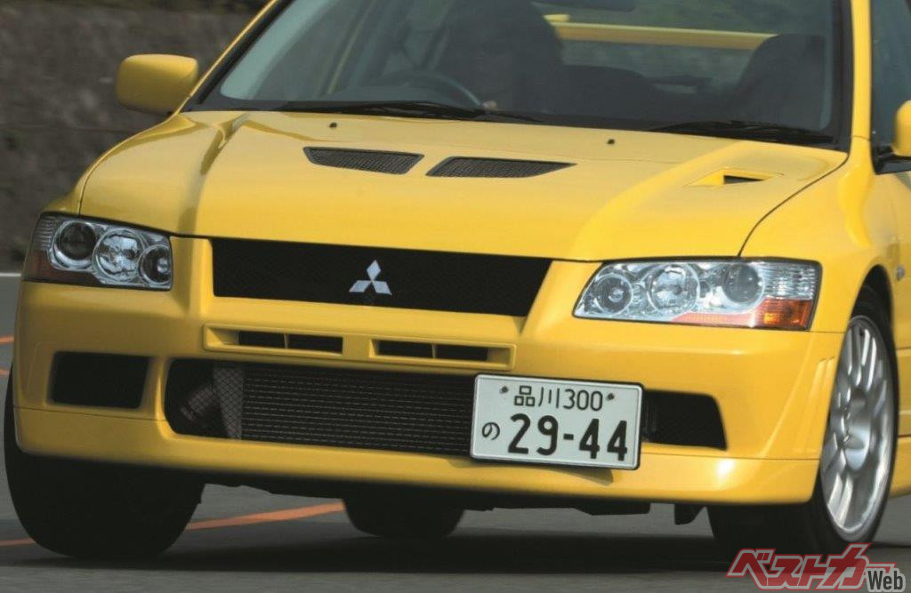 まさかの300万円切りは当時でも安すぎ!! 歴代随一のお買い得モデルだっ