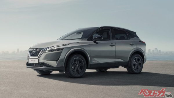 現行型はこんな感じ。うーん、今見ると野暮ったいぞ