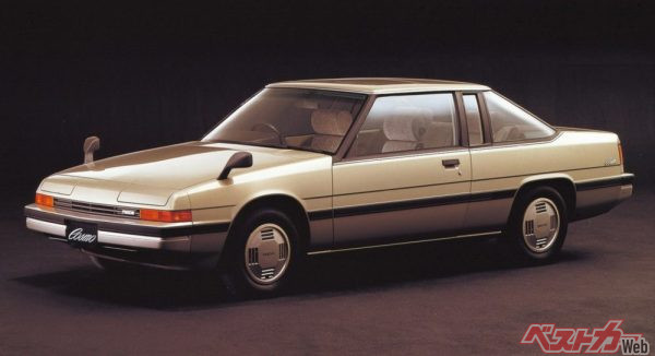 1981年9月にデビューした3代目コスモ。1982年にはロータリーエンジン初のターボ12A型ターボ(160ps、23.0kgm)搭載車を追加