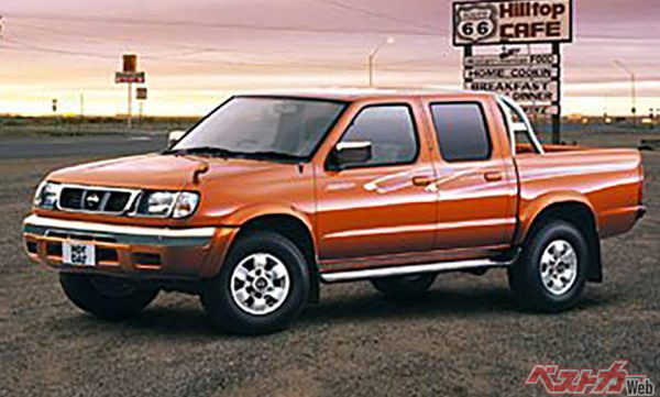 日産 10代目ダットサントラック（1997年～2002年）…自動車黎明期を含むと67年間、10世代のモデルが日本で販売された。テラノのベースにもなり、現在はアメリカなどで生産されるフロンティアが後継