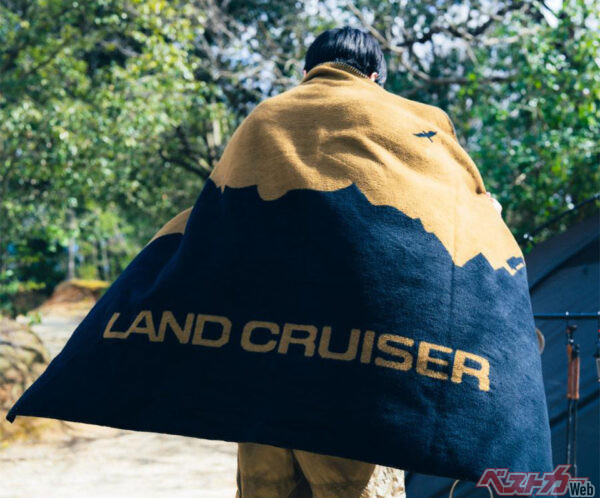 LAND CRUISER × NANGA POLYCOTTON BLANKET（14850円）