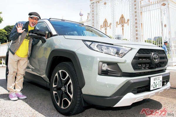 トヨタ RAV4 Adventure（CVT・317万7400円）。世界中で売れているRAV4が日本でも復活！ たくましさを増してヒット中のこのクルマをテリーがチェックした！