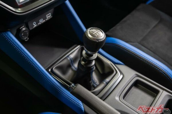 日本仕様のWRX S4には設定のない6MT