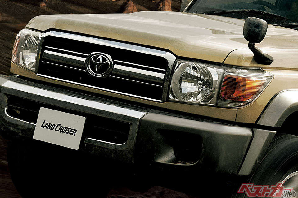 00_landcruiser70_la701408_03_h
