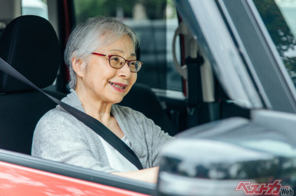 安全に走行するための運転免許更新時「認知機能検査」なのです