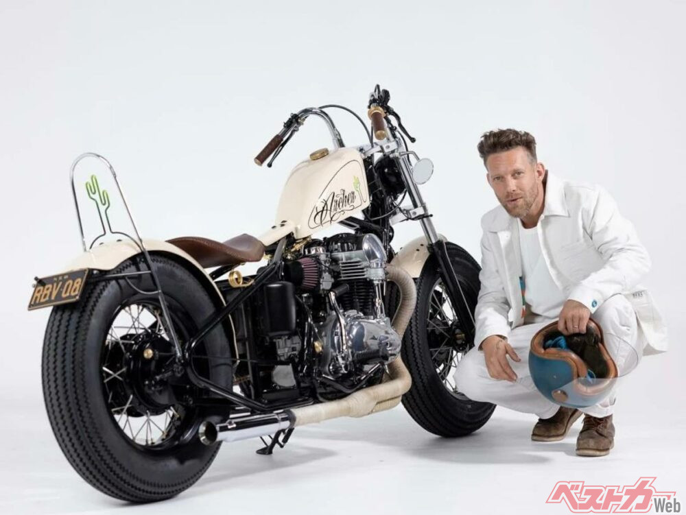 W650ベースのチョッパースタイル爆誕！ デウス・エクス・マキナが贈る「Nut Kwaka」 - 自動車情報誌「ベストカー」