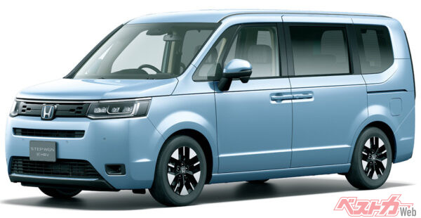 STEP WGN e:HEV AIR(FF) フロント7：3（シーグラスブルー・パール）（2022年5月 新型発表時の公式画像より）