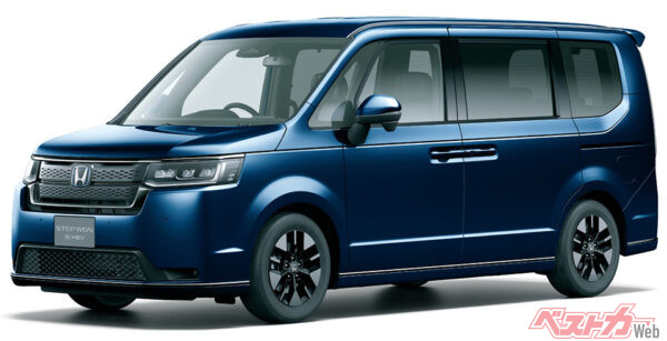 STEP WGN e:HEV SPADA(FF) フロント7 : 3（ミッドナイトブルービーム・メタリック）（2022年5月 新型発表時の公式画像より）