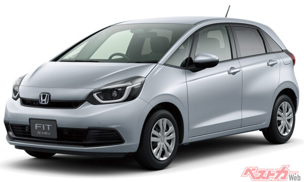 e:HEV BASIC(FF) フロント7:3スタイリング (ルナシルバー・メタリック)（2022年10月 マイナーモデルチェンジ実施時の公式画像より）