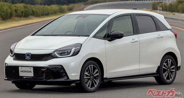 FIT e:HEV RS（2022年10月 マイナーモデルチェンジ実施時の公式画像より）