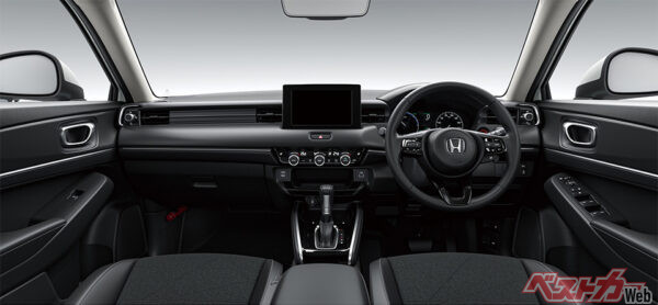 e:HEV Z(FF) チャートインパネ（2024年4月 マイナーチェンジ実施時の公式画像より）