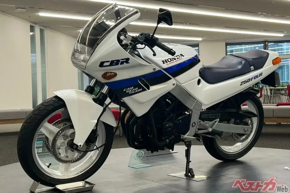 cbr250f mc14 ホンダ バイク車体（ビッグスクーター ホンダ