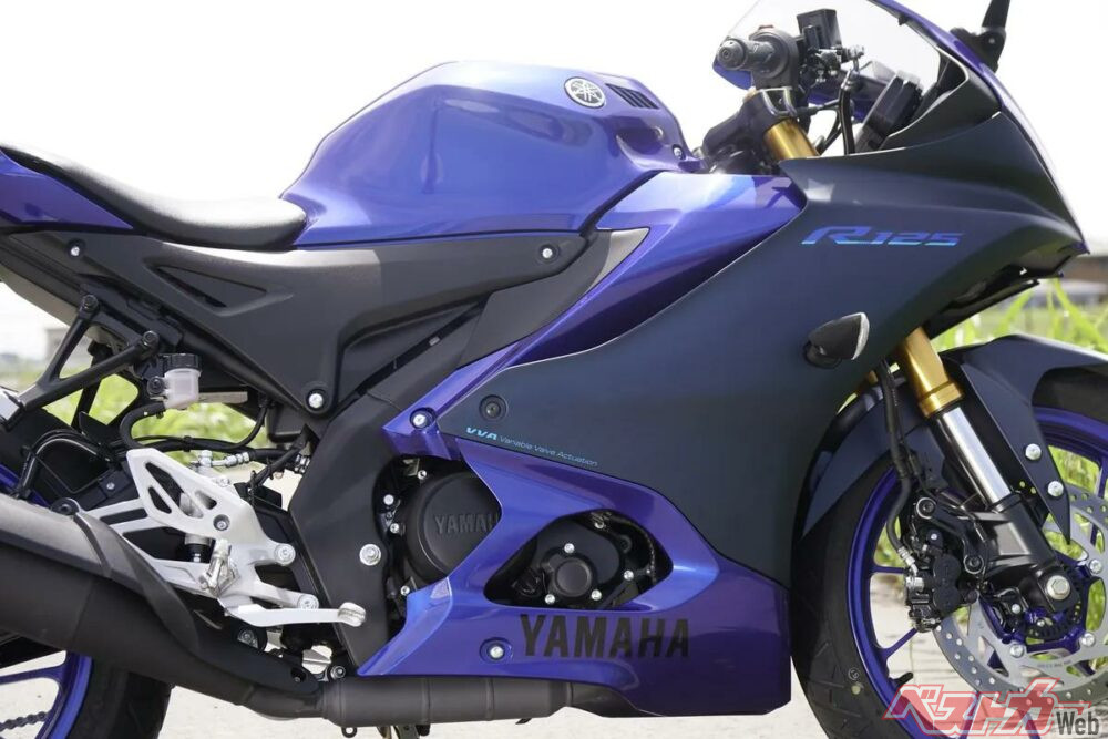 一体感のある作り込み。YZF-R125は操る楽しさを存分に味わえる。