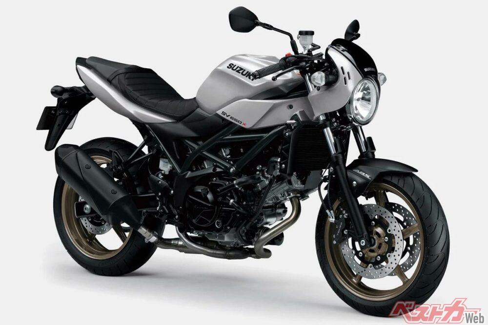 2023_suzuki_sv650x_02