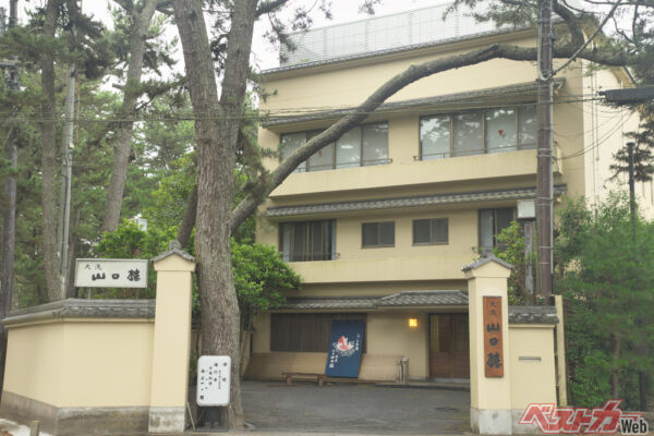 食事だけでなく宿泊も可能な料亭旅館の大洗山口樓