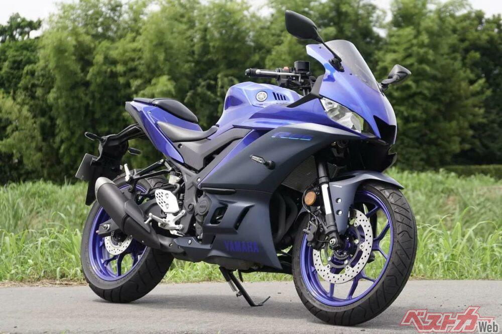 スポーツ性と扱いやすさの好バランス！YZF-R25は250スポーツのスタンダードモデルだ