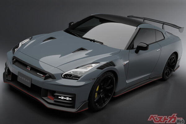 日産 GT-R NISMO（2013年）：600ps　2013年に初登場し世界をあっと言わせた。GT3マシンにも使われている高効率大容量タービンの採用などにより600psをマーク