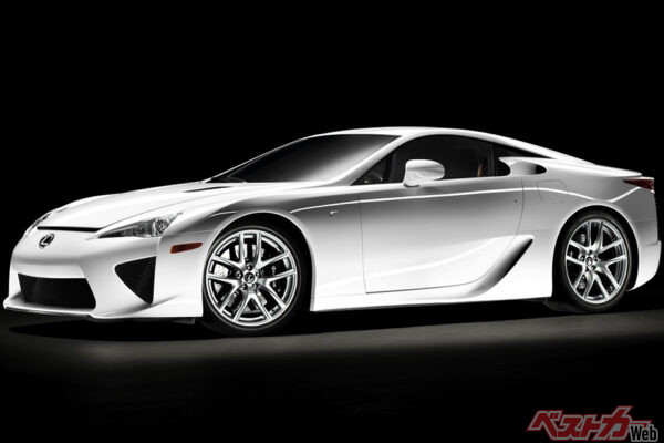 レクサス LFA