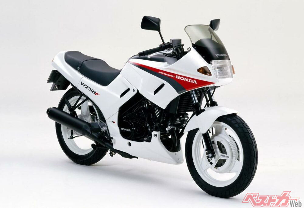 1986_honda_vt250f_01