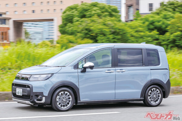 2024年6月登場の3代目ホンダ フリード。旧型オーナーの松田秀士氏には新型はやはり気になる!?