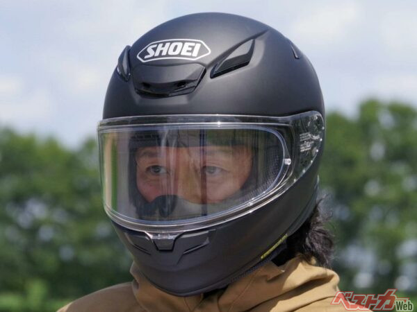 【SHOEI Z-8 インプレ】全てが高水準！　軽量コンパクトを極め、特にラクさと静粛性が素晴らしい