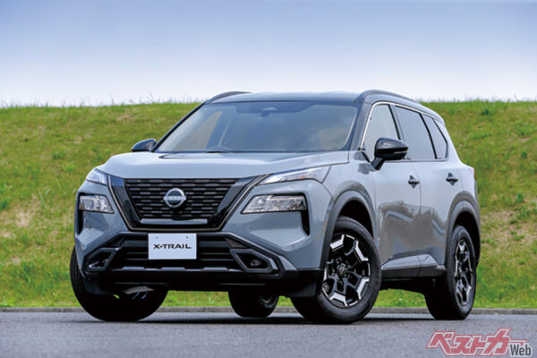 SUV3列シートランキングでは、日産 エクストレイルが最下位で点数は12点であった