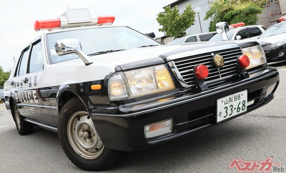 えっ！ その引退待って！ 山梨県警最後のセドリックパトカーがとうとう