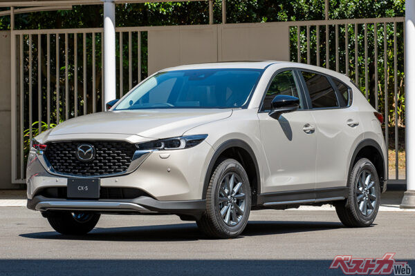 オススメ第1位はマツダ CX-5。CX-5はほとんどが400万円以下。2.2LディーゼルターボのXDブラックトーンエディション（355万8500円・FF）がお薦め