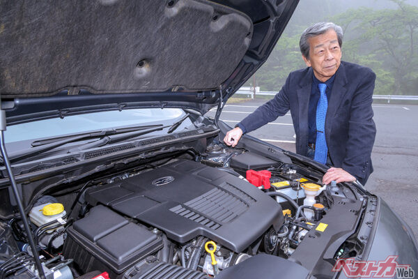 全高の低い水平対向エンジンを縦置きすることで、衝突対応構造を上手に設計している