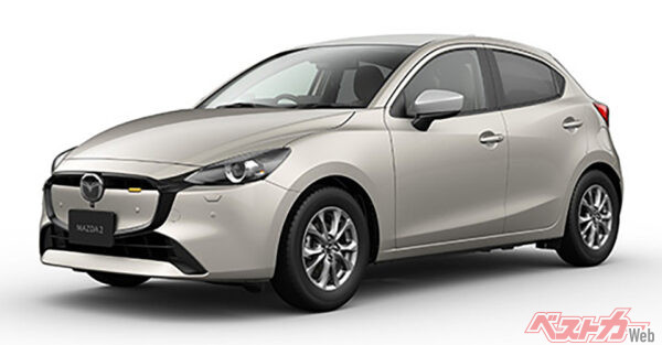 マツダ MAZDA2。ガソリンモデルは残るので心配無用。しかしディーゼルも楽しいクルマだったので、決断はお早めに！