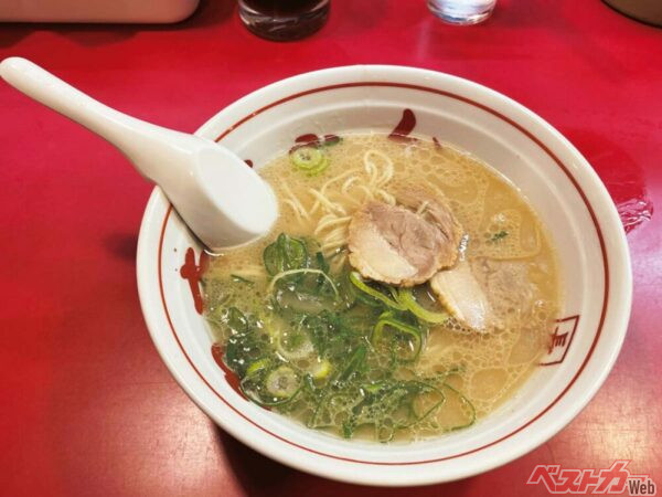 「長浜ラーメン」（750円）