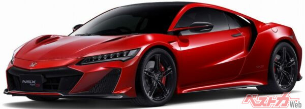 2022年8月に登場した最終モデルのNSX Type Sは、エンジンに専用チューニングを施し、内外装変更やシャシー改良などを施したスペシャルモデル。日本価格は2794万円、国内向けは限定30台販売