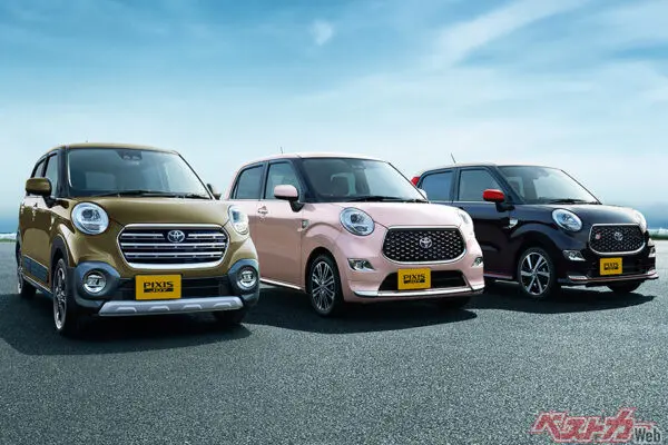 ピクシススペースの後継となったトヨタ ピクシス ジョイ C(左)、ピクシス ジョイ F(中)、ピクシス ジョイ S(右)。それぞれクロスオーバーのC、ファッションのF、スポーツのSと、3つのキャラクターがラインナップされた