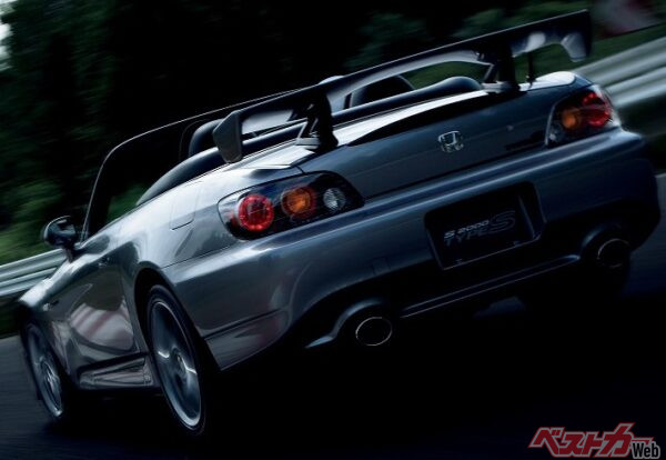 突き抜ける加速と超高回転サウンドが特徴的だった、S2000用のVTECエンジン「F20C」。あの加速時サウンドと、高回転域のひと延びを電気モーターで再現したい