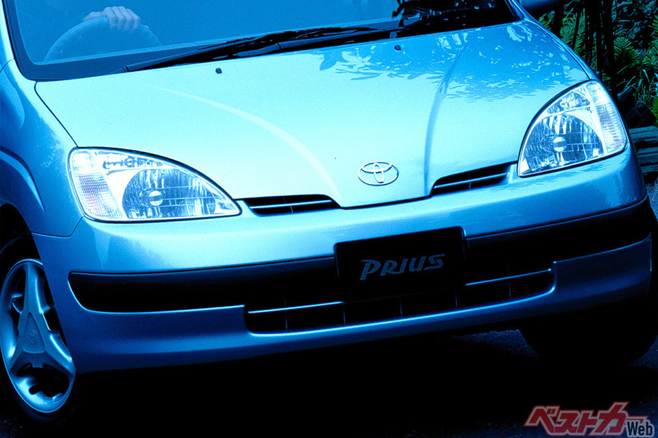 00_prius_1st_19971014_01_02.