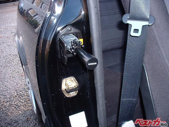 アンブレラポケット (1986年3代目パルサー) 2代目パルサーから3代目まであったのだが、以後は使い勝手の悪さからか、なくなってしまった