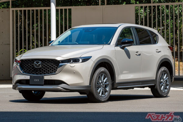 マツダ CX-5。オススメグレードはXDブラックトーンエディション（355万8500円）