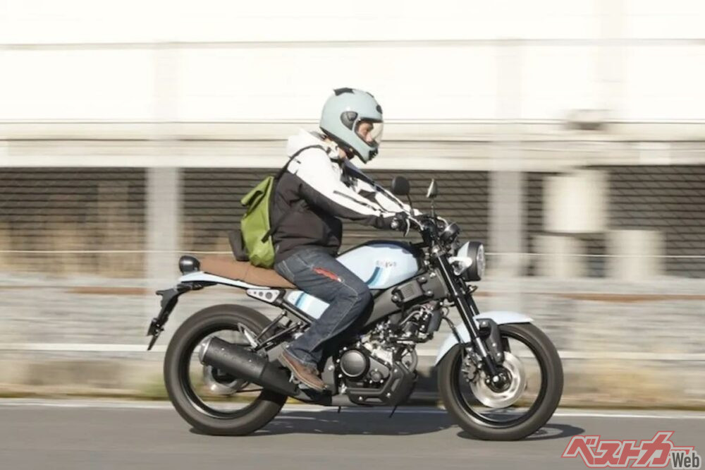 レトロなスタイルで走りはかなりスポーティ。XSR125にはXSRらしさが凝縮！