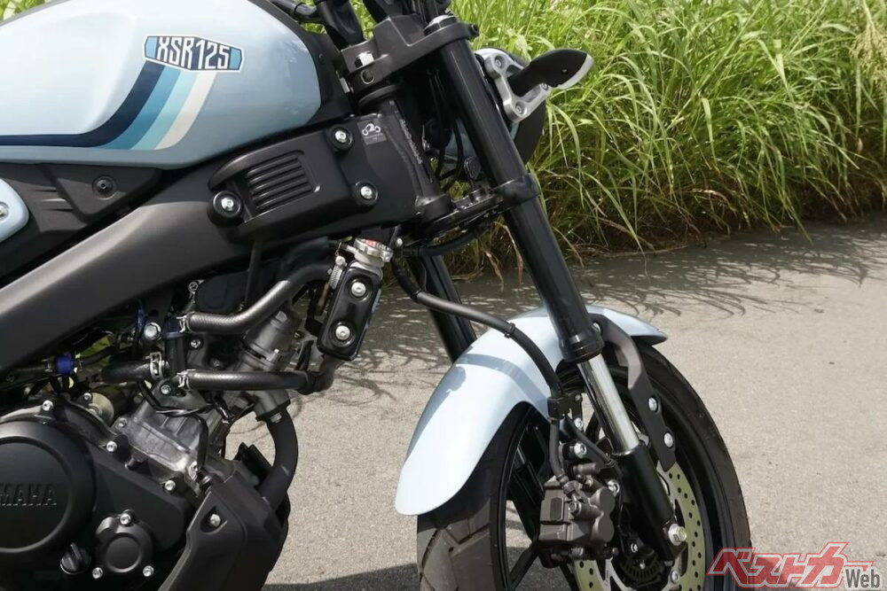 レトロなスタイルで走りはかなりスポーティ。XSR125にはXSRらしさが凝縮！