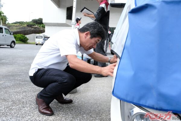 日産自動車の常務執行役員、そして日産学園理事長の神田昌明氏も駆けつけた。学生からも多くの質問を受けていたぞ