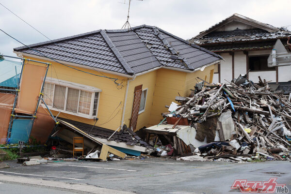 災害大国ニッポンにおいて、自宅に寝泊まりできなくなった時の備えは重要だ（yataro＠AdobeStock）