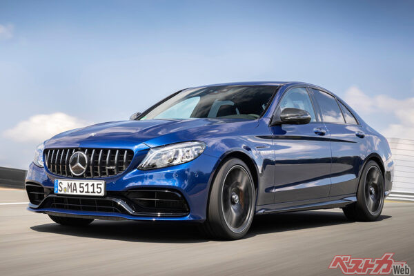 4L・V8ツインターボで510psを誇る先代Cクラスの頂点がメルセデスAMG C63 S