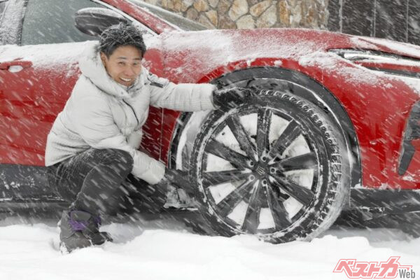 猛吹雪のなかでインプレッションをしたぞ。これだけの雪でも大丈夫!!