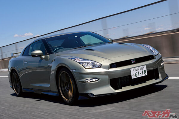 GT-Rの3.8Lターボは570ps/65.0kgmを発生。NISMOは600ps