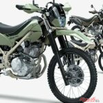 【新車】「KLX230 シェルパ」トレッキングマシン復活！2025年新型KLX230/Sと共に11/27発売