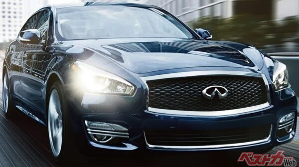 Q70（フーガ）のホイールベース2900mmを3050mmまで延長したQ70L（日本名シーマ）