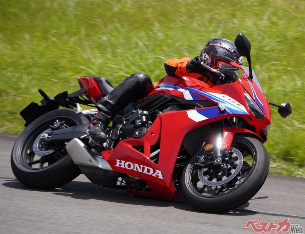 2024_honda_cbr650r_eclutch_33b